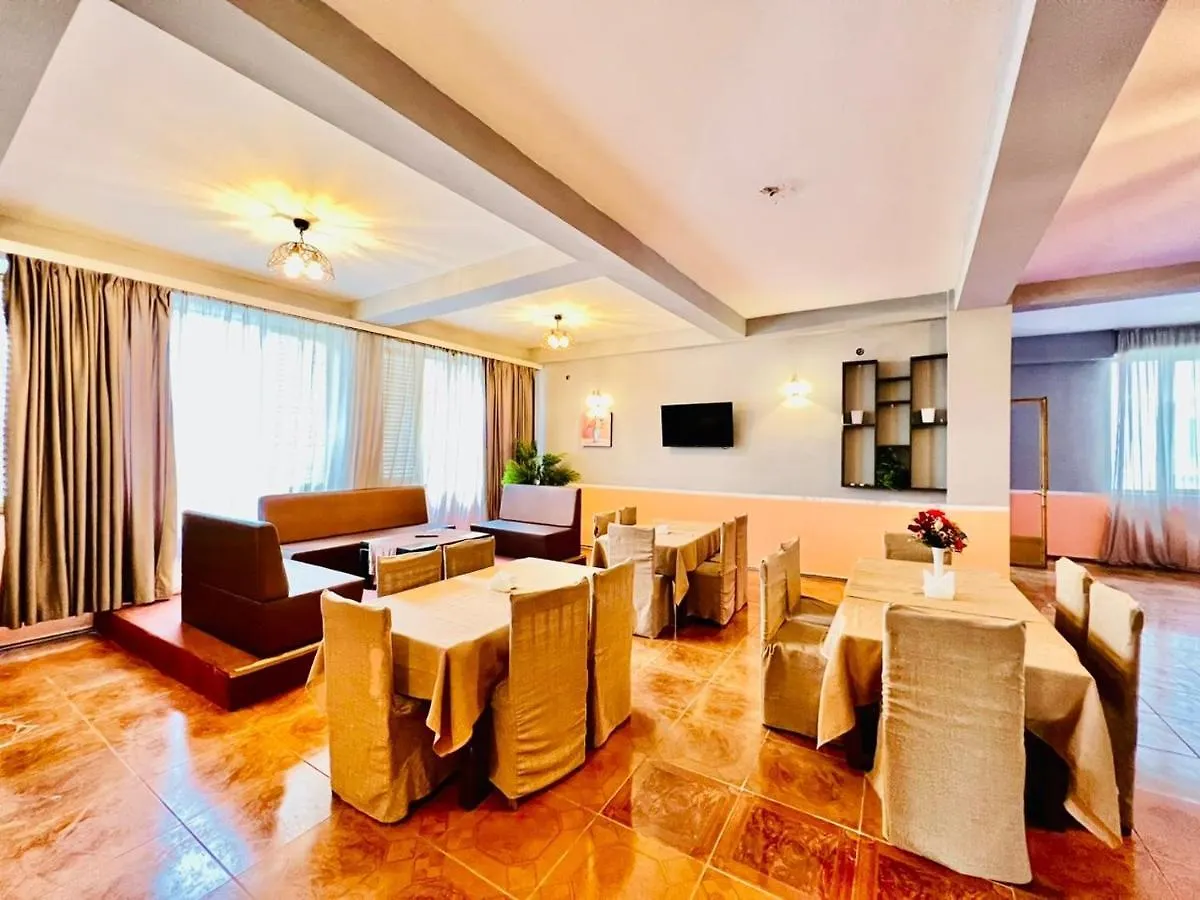 Tetri Share Point Hostel Tbilisi 0*,